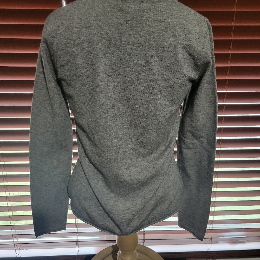 Sweater - Picture 2 of 2